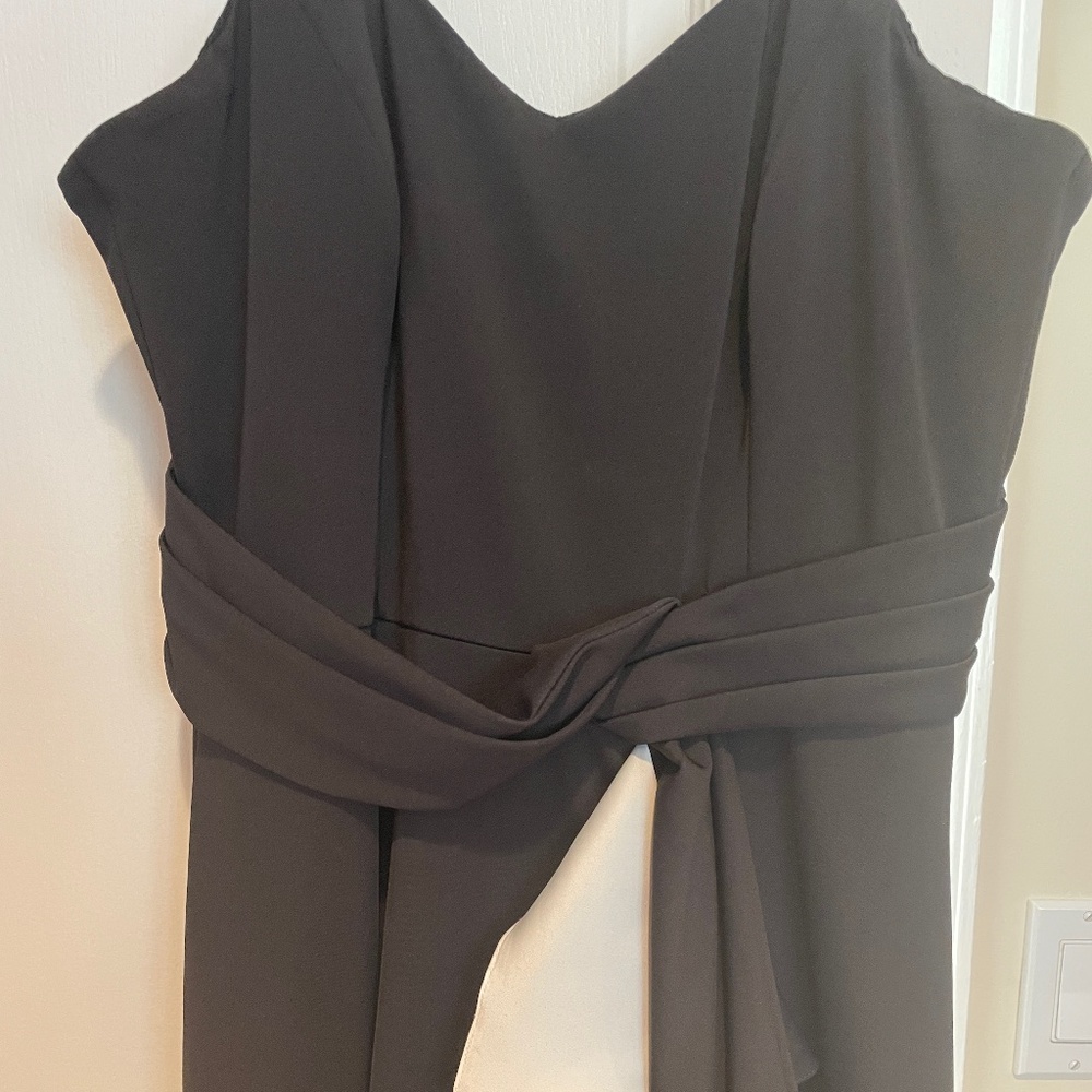 Badgley Mischka, gown  black and White size 14